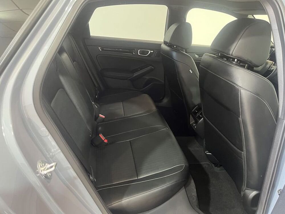 Honda Civic E: Hev 2.0 i-MMD CVT Advance