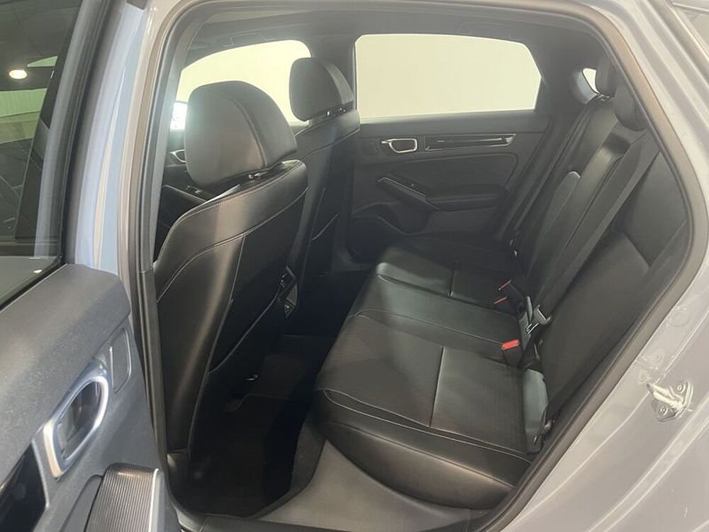 Honda Civic E: Hev 2.0 i-MMD CVT Advance