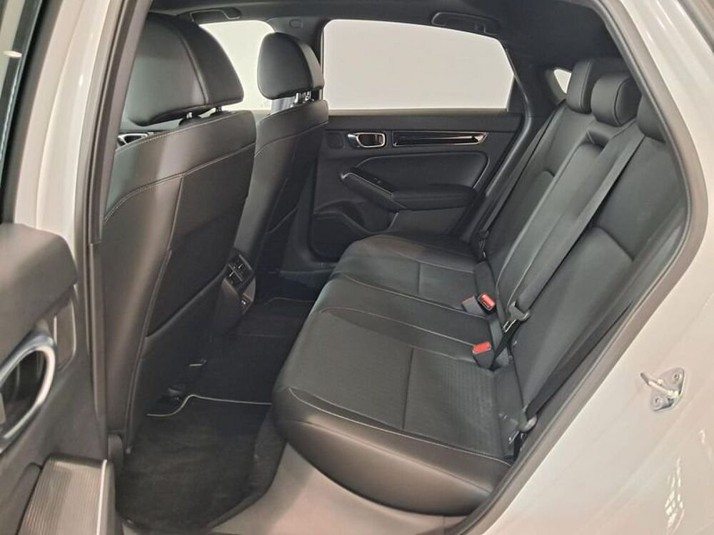 Honda Civic E: Hev 2.0 i-MMD CVT Advance