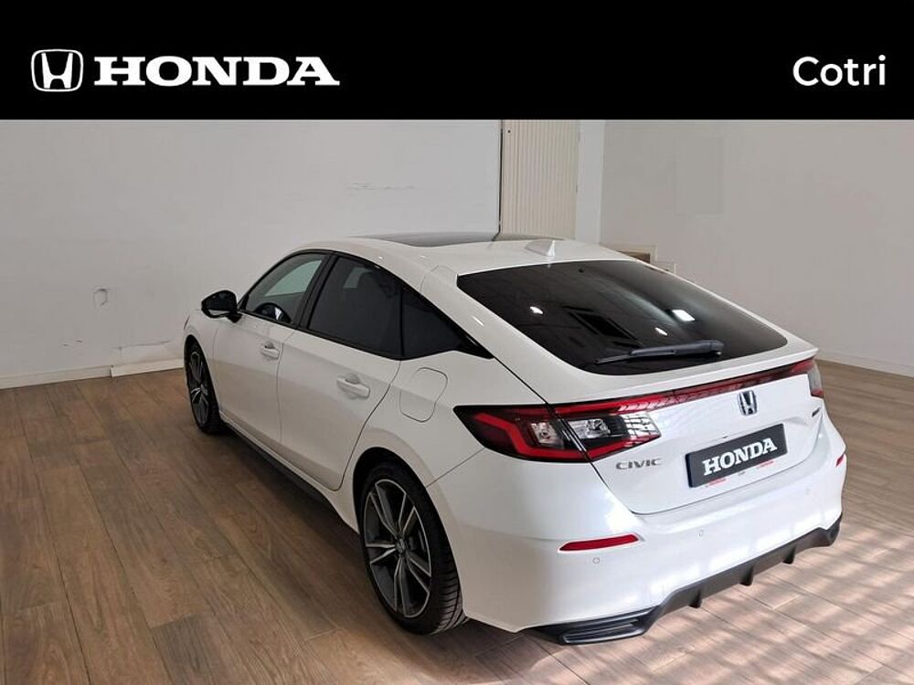 Honda Civic E: Hev 2.0 i-MMD CVT Advance