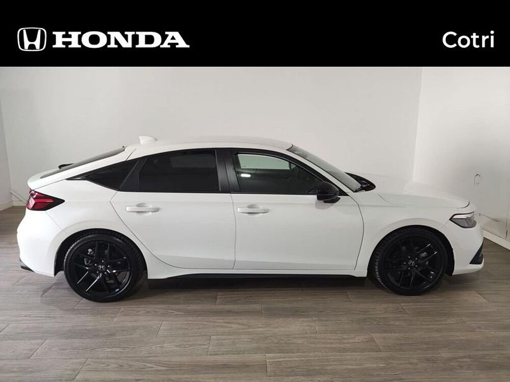 Honda Civic E: Hev 2.0 i-MMD CVT Sport