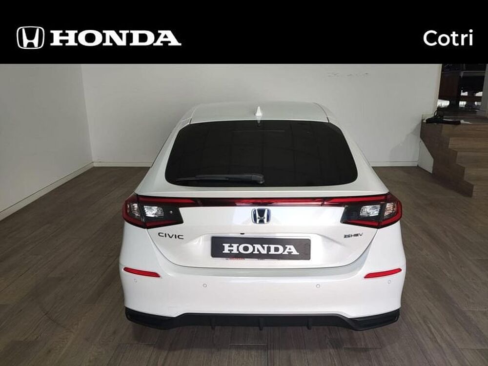 Honda Civic E: Hev 2.0 i-MMD CVT Sport