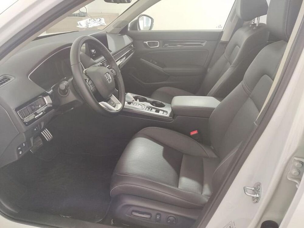 Honda Civic E: Hev 2.0 i-MMD CVT Advance