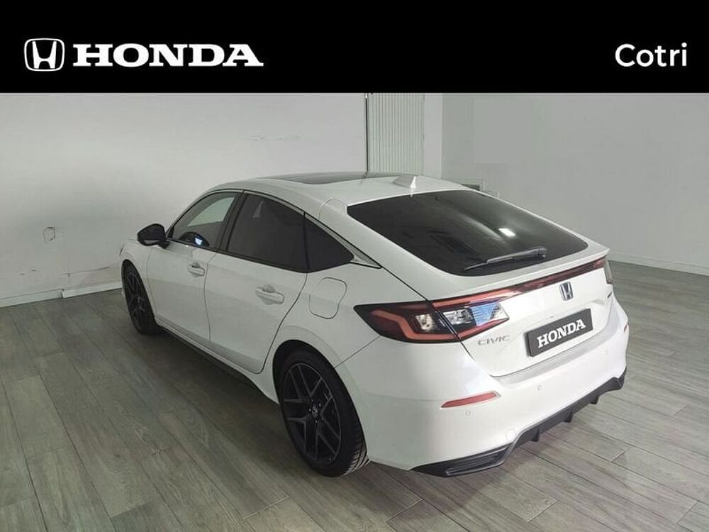 Honda Civic E: Hev 2.0 i-MMD CVT Advance