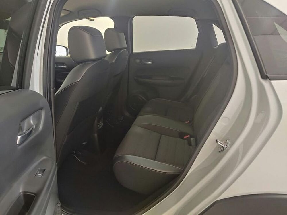 Honda Crosstar 1.5 i-MMD CROSSTAR