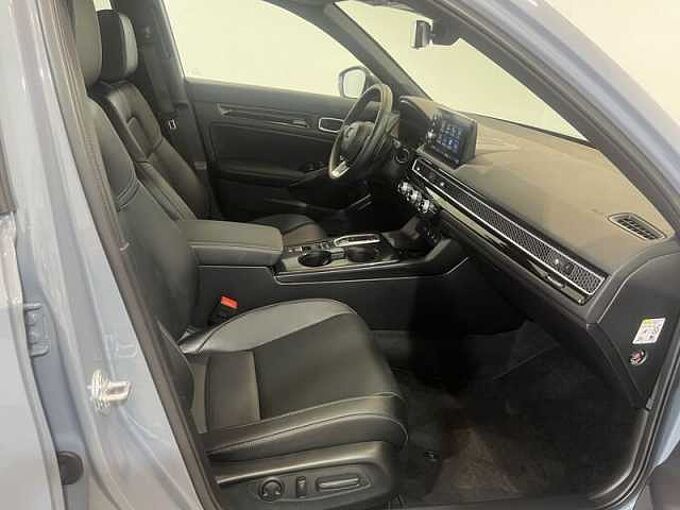 Honda Civic E:Hev 2.0 i-MMD CVT Advance